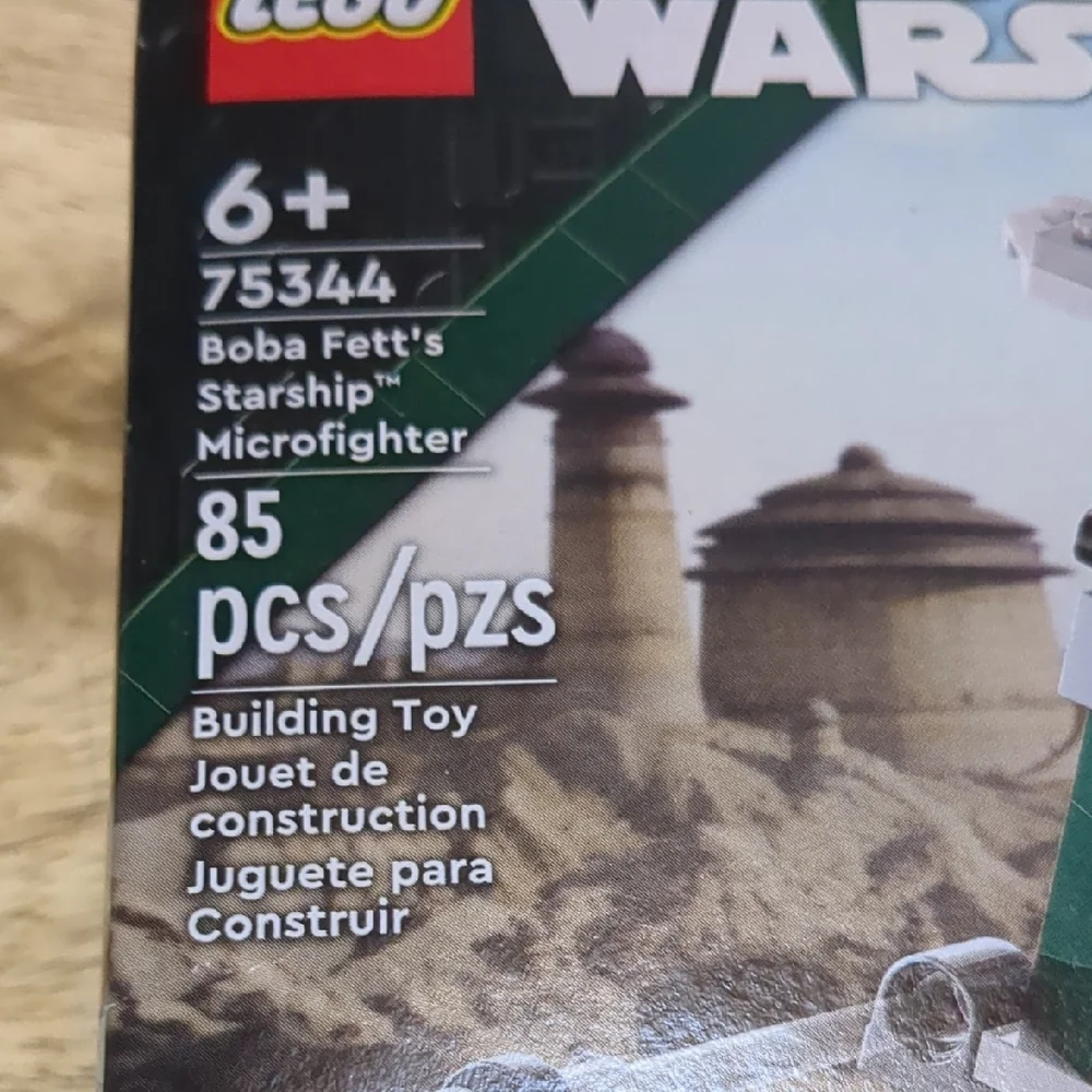 NWT LEGO 75344 Star Wars Boba Fett's Starship Microfighter Gray - Picture 2 of 7